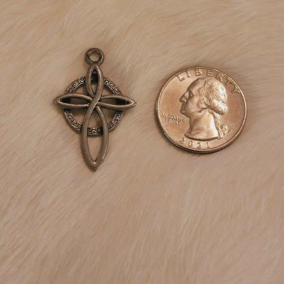 VIntage R I Bead and Comp Pewter Celtic Cross Pendant Charm Religious 6405 - Picture 5 of 7